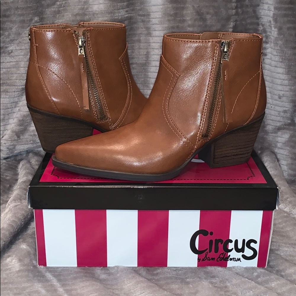 Brand new, never worn! Sam Edelman ankle booties!
